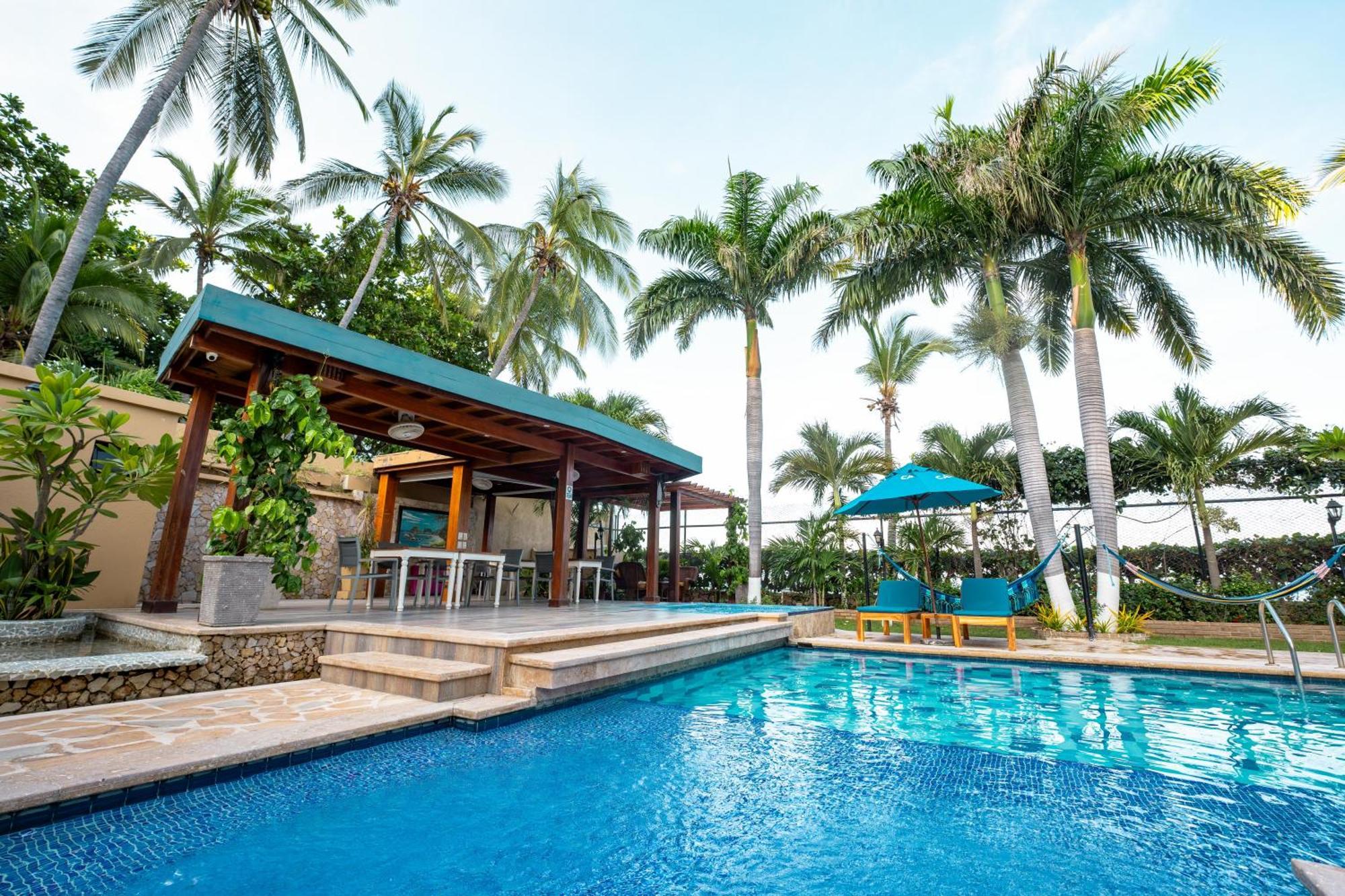 Casa Verano Beach Hotel - Adults Only Санта-Марта Экстерьер фото
