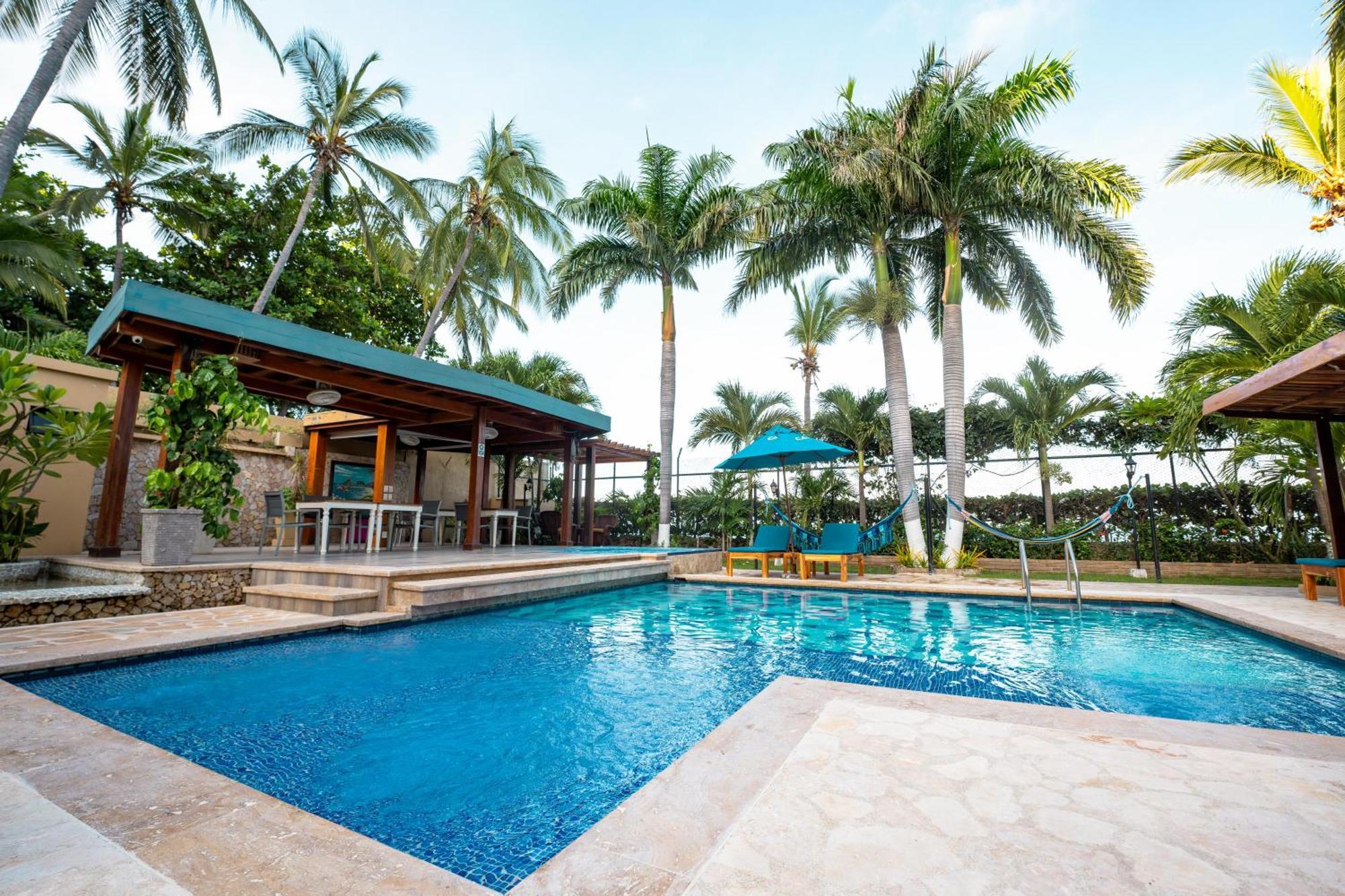 Casa Verano Beach Hotel - Adults Only Санта-Марта Экстерьер фото
